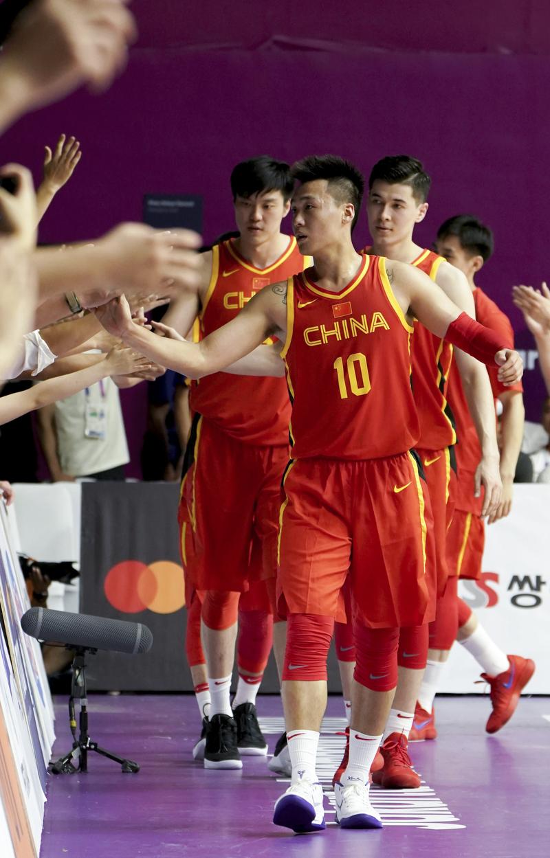 世预赛中国vs菲律宾篮球