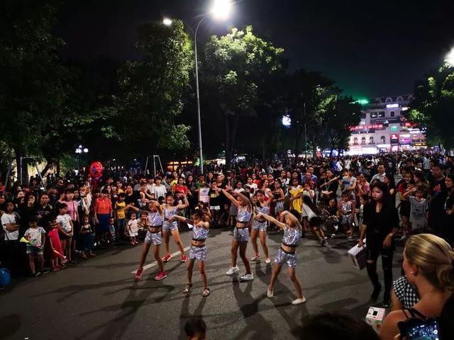 街舞越南vs日本