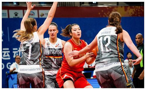 中国女篮vs德国女篮的相关图片