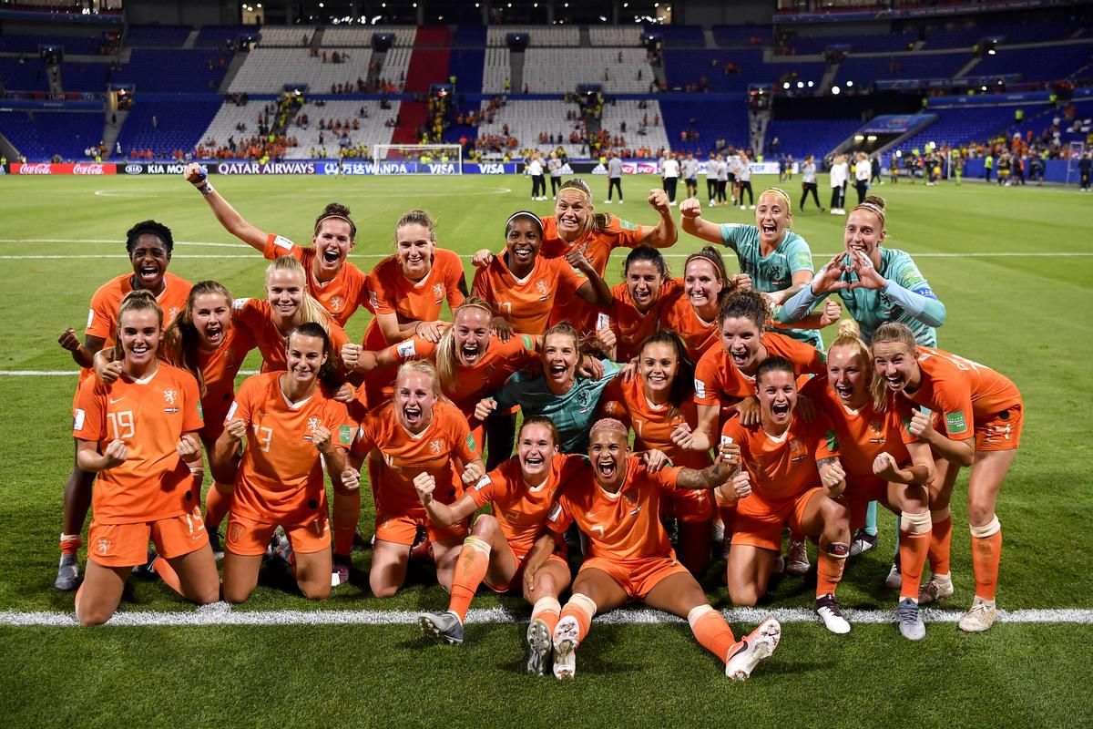 女足欧洲杯荷兰阵容的相关图片